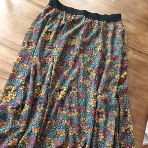 Lularoe lucy skirt